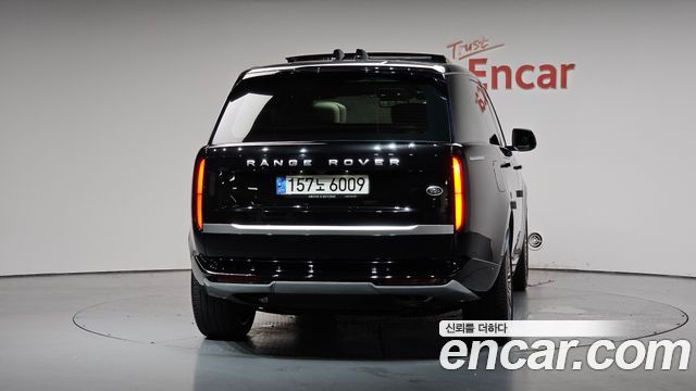Land Rover Range Rover P530 Autobiography Long Wheel Base