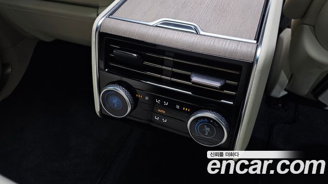 Land Rover Range Rover P530 Autobiography Long Wheel Base