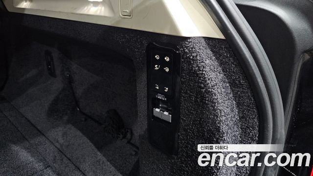 Land Rover Range Rover P530 Autobiography Long Wheel Base
