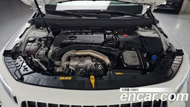Mercedes-Benz GLB-Class AMG GLB35 4MATIC