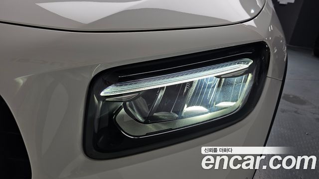 Mercedes-Benz GLB-Class AMG GLB35 4MATIC