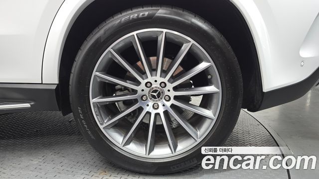 Mercedes-Benz GLE-Class GLE450 4MATIC