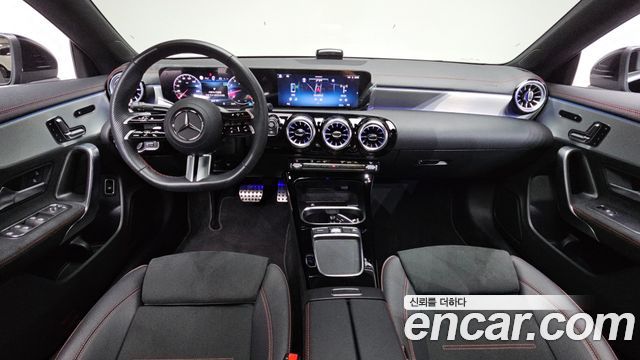 Mercedes-Benz CLA-Class CLA250 4MATIC