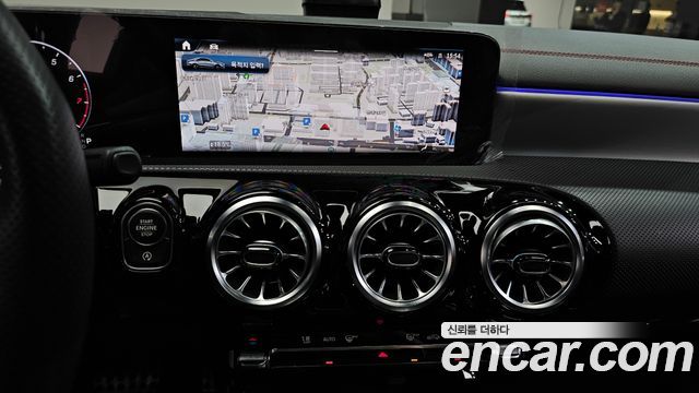 Mercedes-Benz CLA-Class CLA250 4MATIC