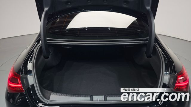 Mercedes-Benz CLA-Class CLA250 4MATIC