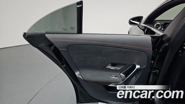 Mercedes-Benz CLA-Class CLA250 4MATIC