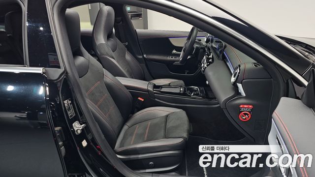 Mercedes-Benz CLA-Class CLA250 4MATIC