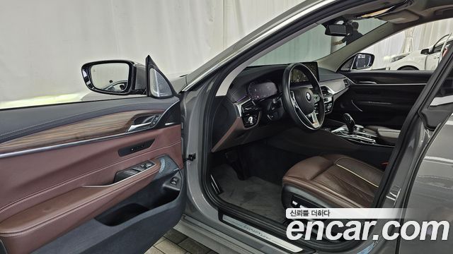 BMW Gran Turismo 630i xDrive Luxury
