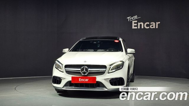 Mercedes-Benz GLA-Class GLA45 AMG 4MATIC