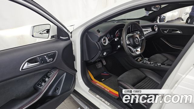 Mercedes-Benz GLA-Class GLA45 AMG 4MATIC