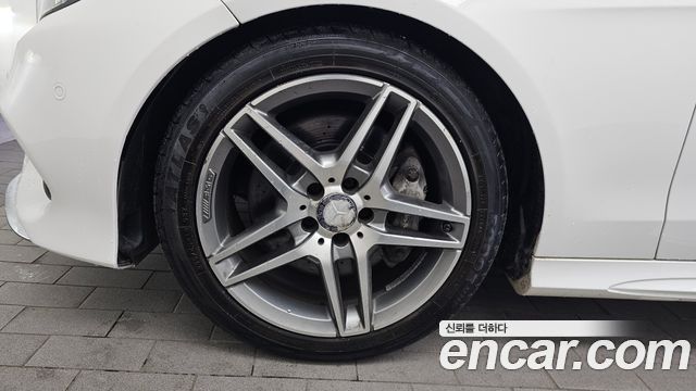 Mercedes-Benz E-Class E350 BlueTec 4MATIC