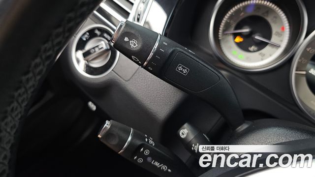 Mercedes-Benz E-Class E350 BlueTec 4MATIC