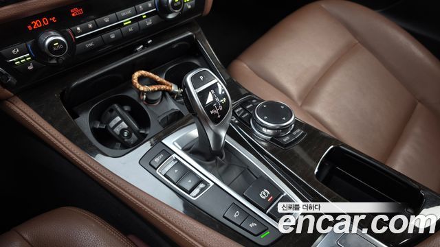 BMW 5-Series 528i Luxury Plus