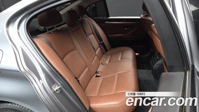 BMW 5-Series 528i Luxury Plus