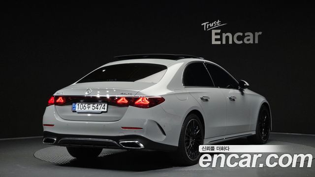 Mercedes-Benz E-Class E300 4MATIC AMG Line Premiere Special