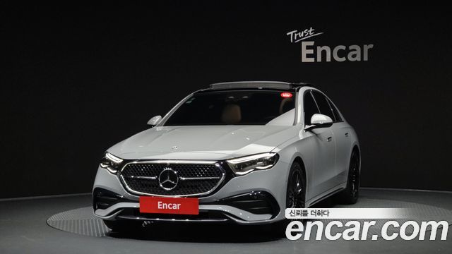 Mercedes-Benz E-Class E300 4MATIC AMG Line Premiere Special