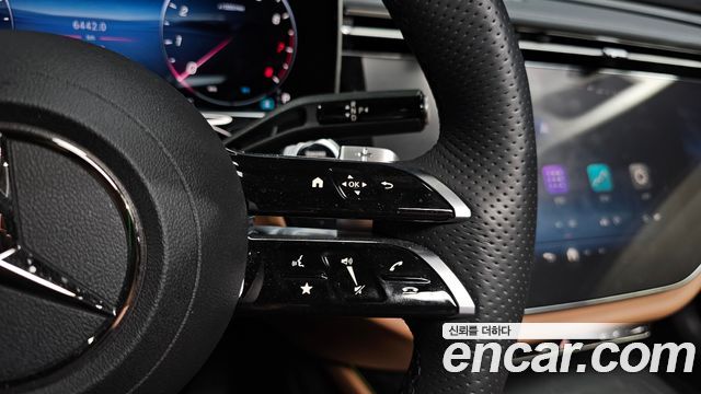 Mercedes-Benz E-Class E300 4MATIC AMG Line Premiere Special