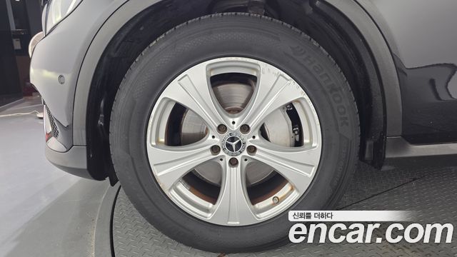 Mercedes-Benz GLC-Class GLC220 d 4MATIC