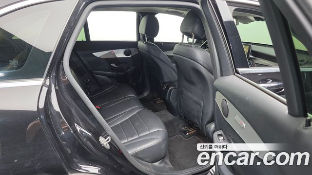 Mercedes-Benz GLC-Class GLC220 d 4MATIC