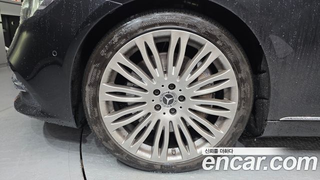 Mercedes-Benz S-Class S560L 4MATIC