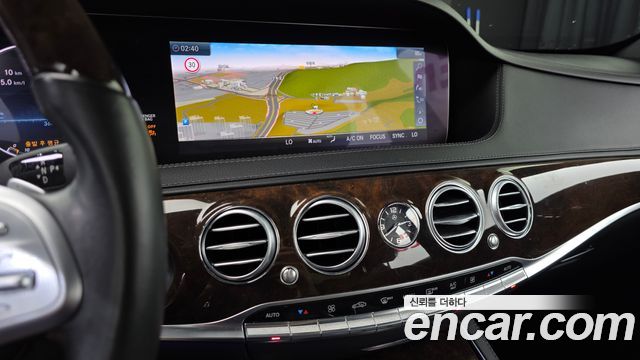 Mercedes-Benz S-Class S560L 4MATIC