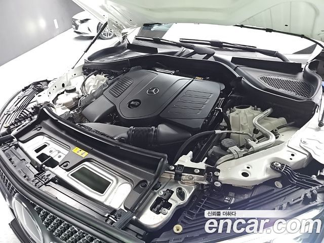 Mercedes-Benz GLC-Class GLC 300 4MATIC Avantgarde