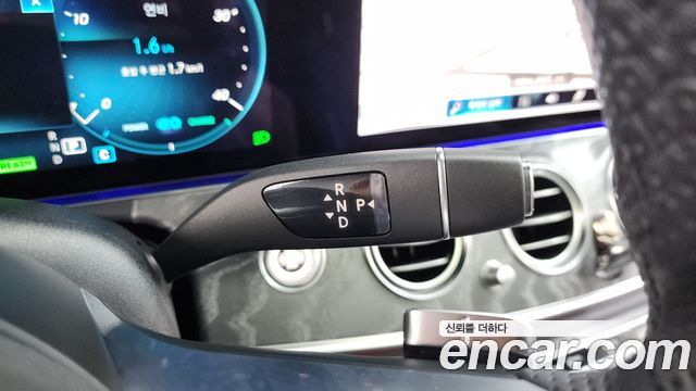 Mercedes-Benz E-Class E350 4MATIC AMG Line