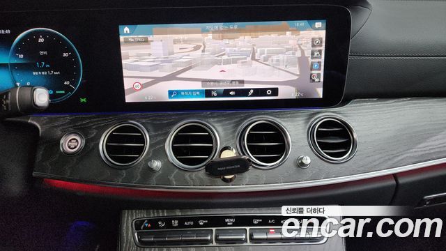 Mercedes-Benz E-Class E350 4MATIC AMG Line