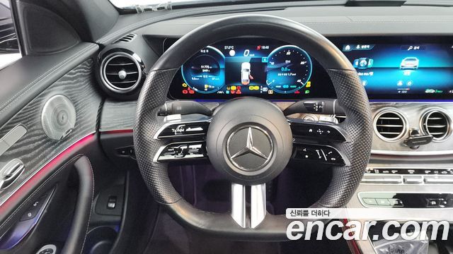 Mercedes-Benz E-Class E350 4MATIC AMG Line