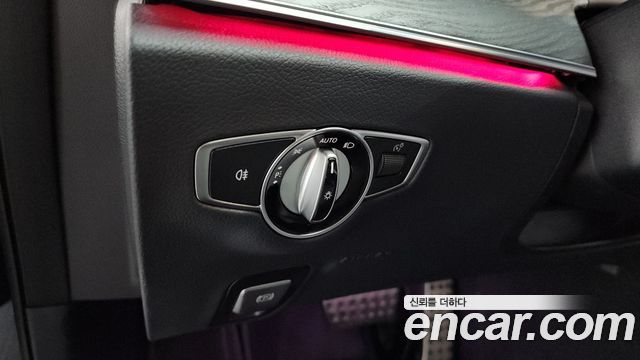 Mercedes-Benz E-Class E350 4MATIC AMG Line