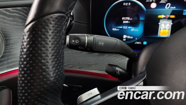 Mercedes-Benz E-Class E350 4MATIC AMG Line