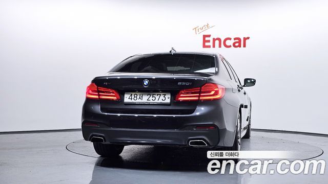 BMW 5-Series 530i xDrive M Sport Package Plus