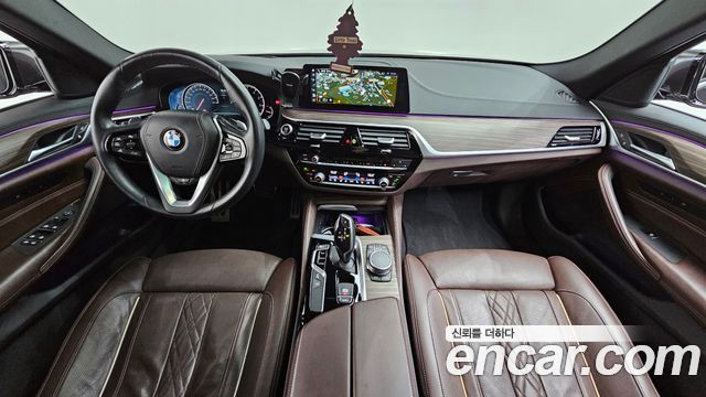 BMW 5-Series 530i xDrive M Sport Package Plus