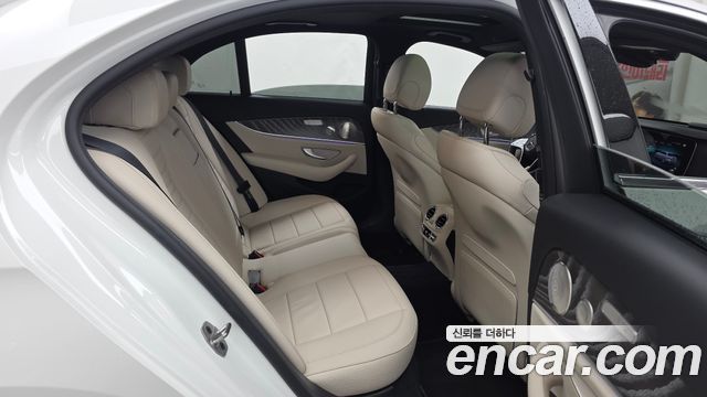 Mercedes-Benz E-Class E350 4MATIC Avantgarde