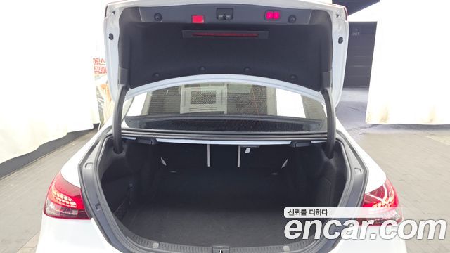 Mercedes-Benz E-Class E350 4MATIC Avantgarde