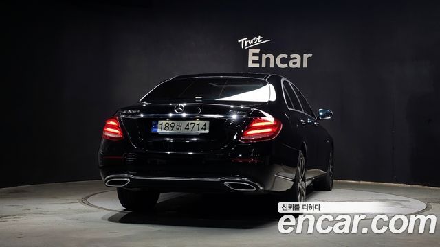 Mercedes-Benz E-Class E300e 4MATIC Exclusive