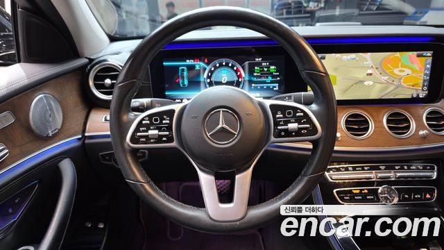 Mercedes-Benz E-Class E300e 4MATIC Exclusive