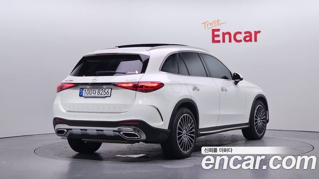 Mercedes-Benz GLC-Class GLC300 4MATIC AMG Line