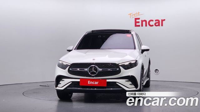 Mercedes-Benz GLC-Class GLC300 4MATIC AMG Line