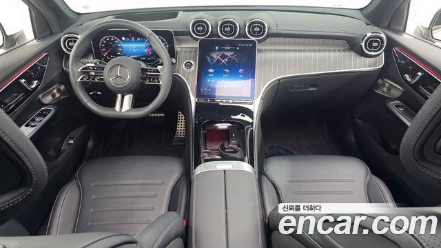 Mercedes-Benz GLC-Class GLC300 4MATIC AMG Line