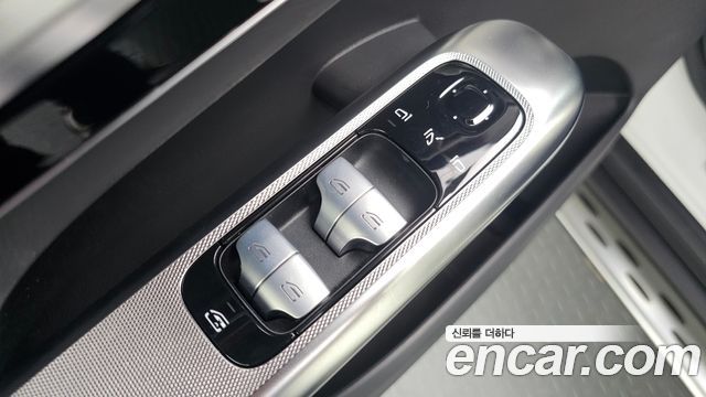 Mercedes-Benz GLC-Class GLC300 4MATIC AMG Line