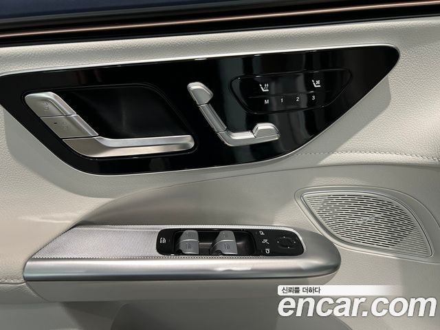 Mercedes-Benz EQE EQE350+