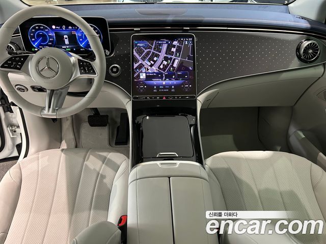 Mercedes-Benz EQE EQE350+