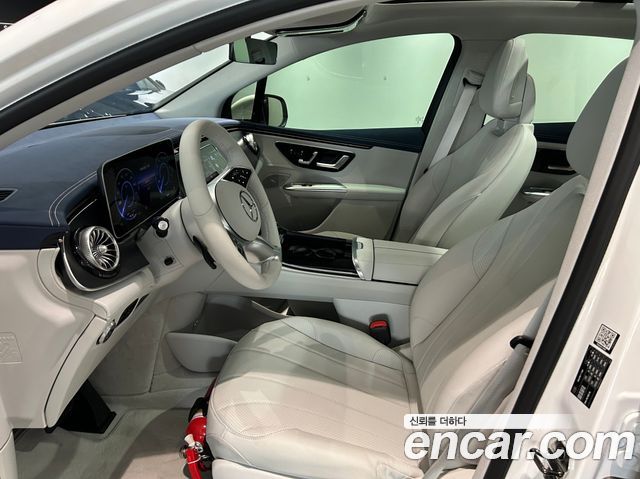 Mercedes-Benz EQE EQE350+