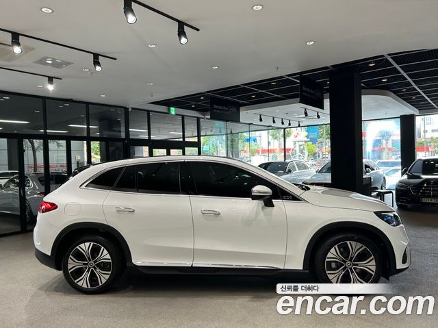 Mercedes-Benz EQE EQE350+