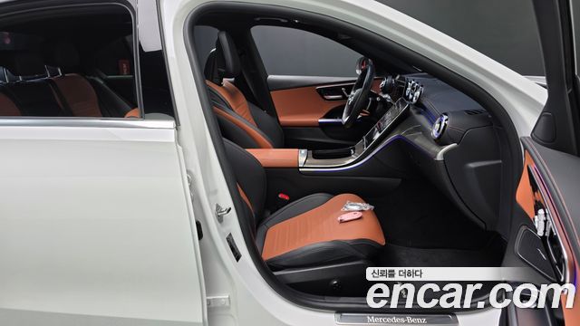 Mercedes-Benz C-Class C300 4MATIC AMG Line