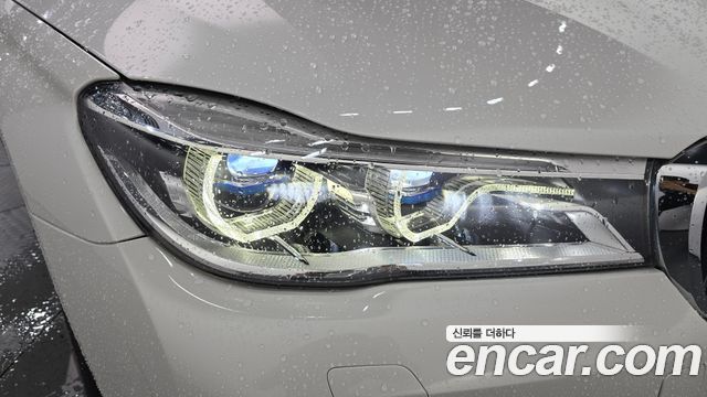 BMW 7-Series 740Li xDrive M Sport Package