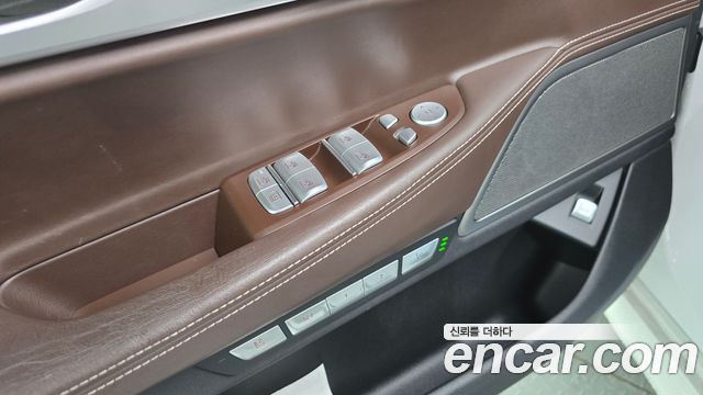 BMW 7-Series 740Li xDrive M Sport Package
