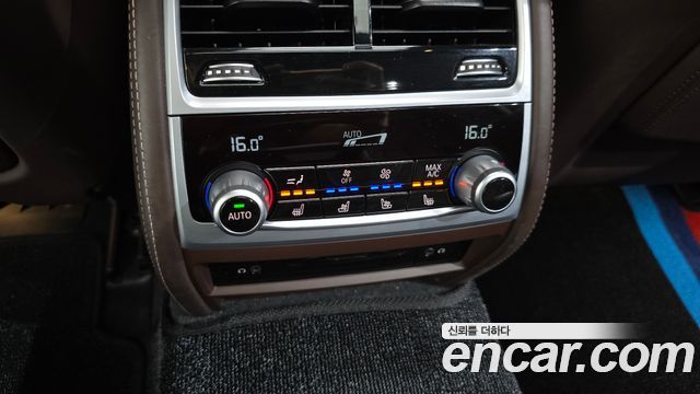BMW 7-Series 740Li xDrive M Sport Package