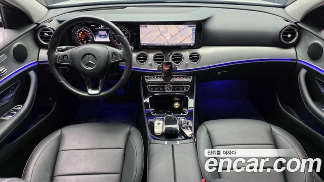 Mercedes-Benz E-Class E200 Avantgarde